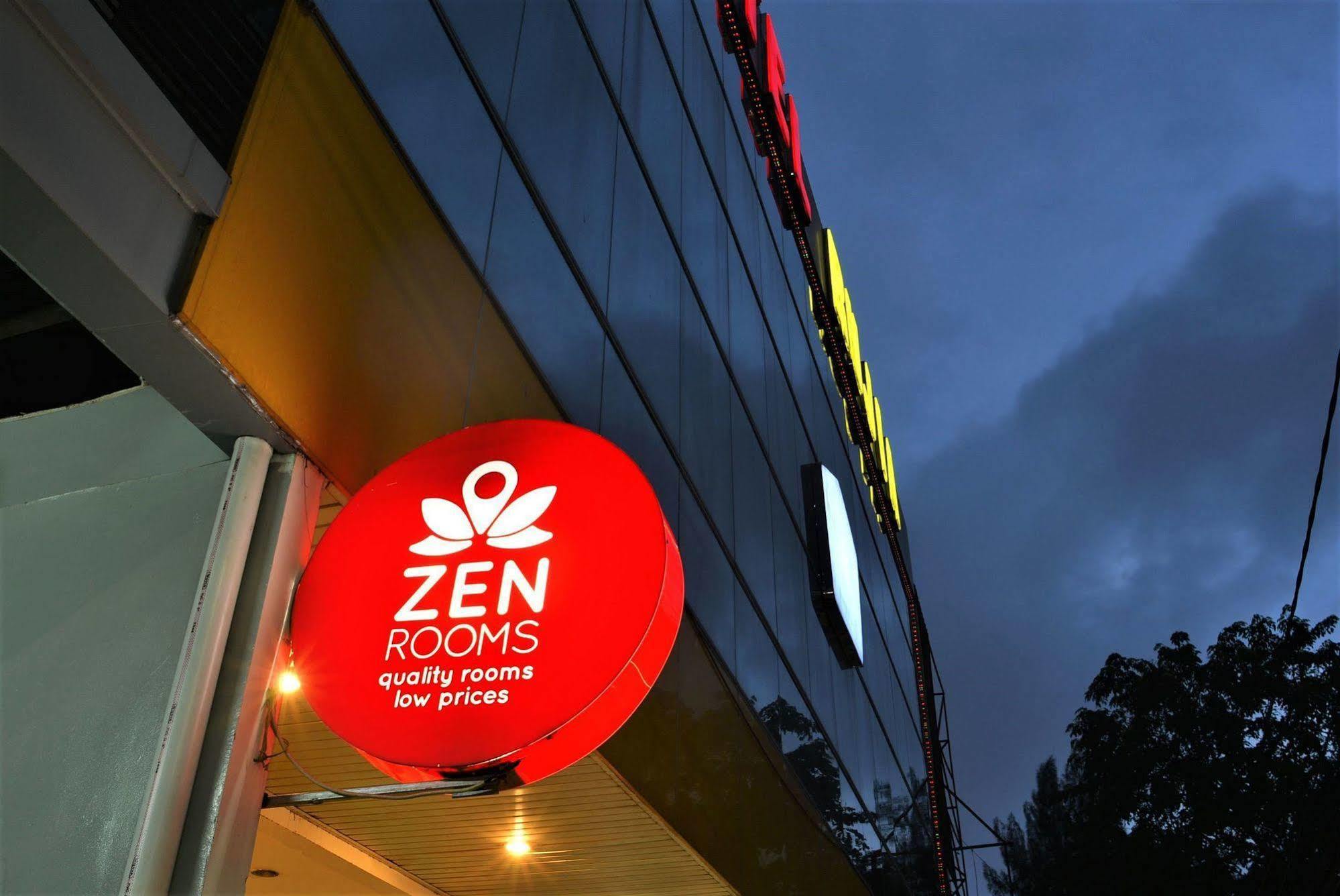 Zen Rooms Rujia Pecenongan 雅加达 外观 照片