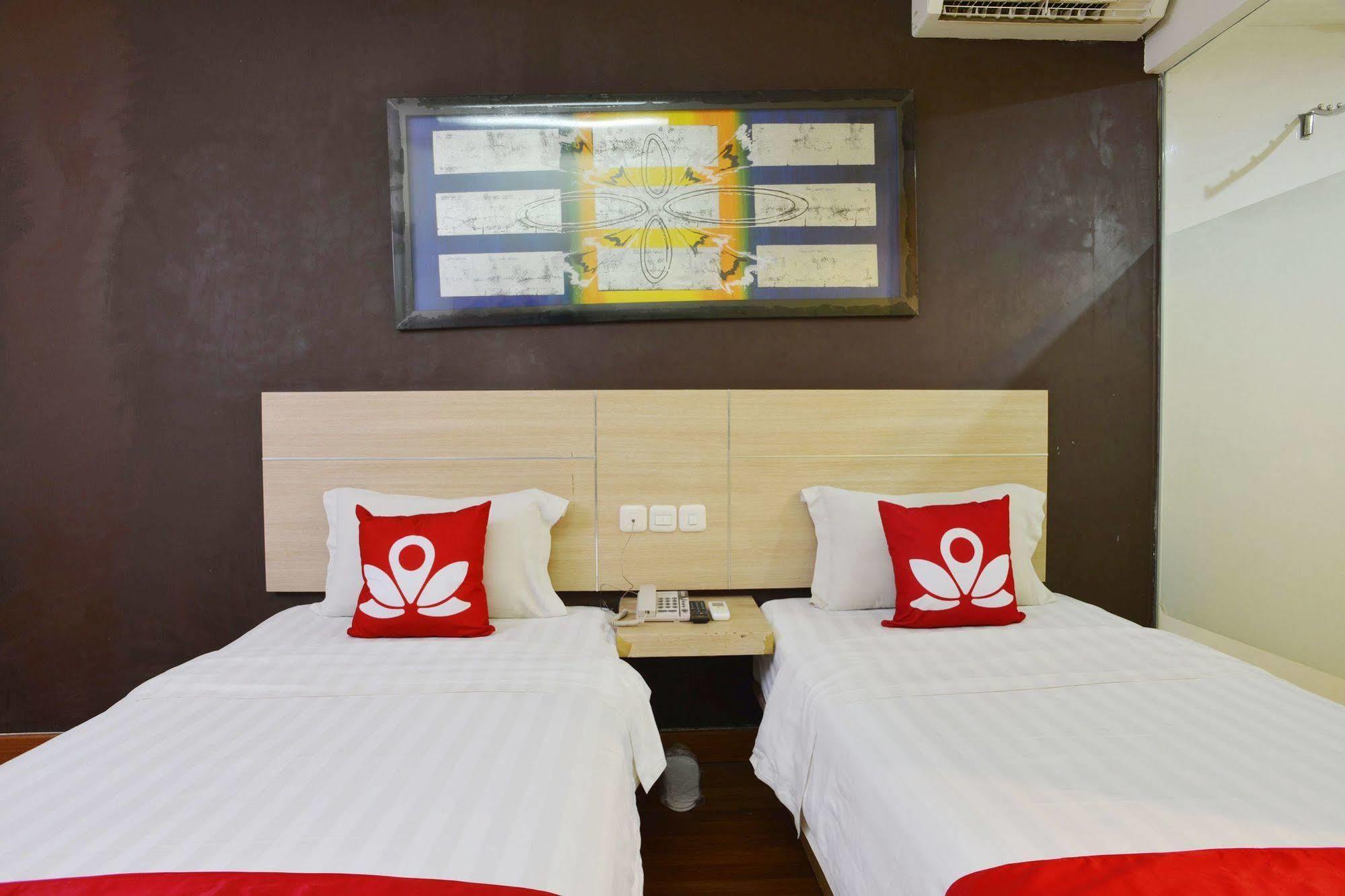 Zen Rooms Rujia Pecenongan 雅加达 外观 照片