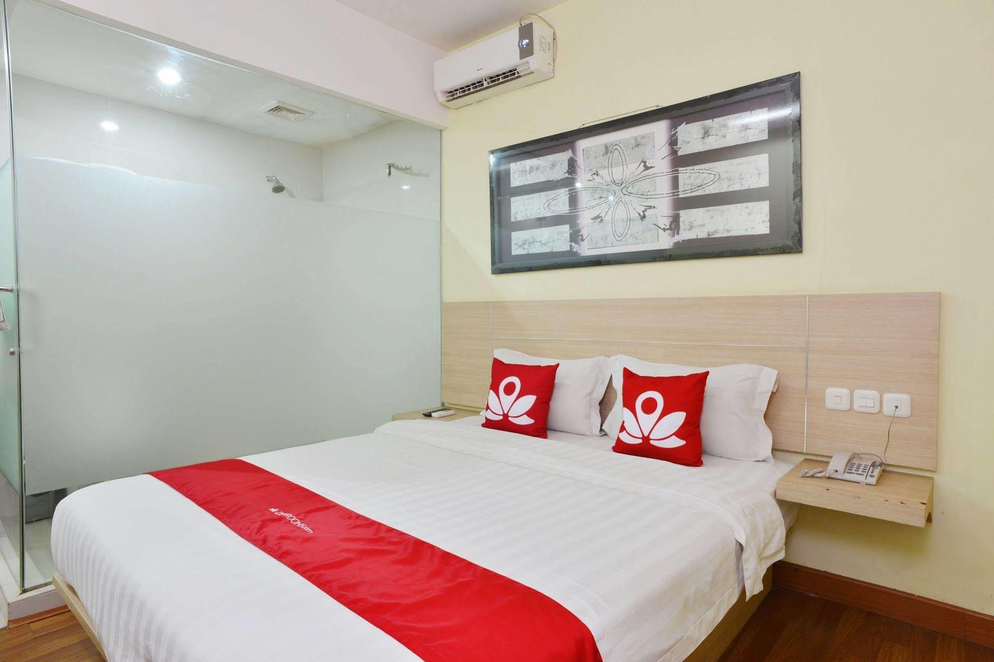 Zen Rooms Rujia Pecenongan 雅加达 外观 照片